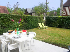 Holiday Home Domaine de Clairefontaine-2